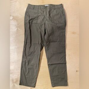 Liz Claiborne Classic  Khaki Cargo Pants 10 (PX)